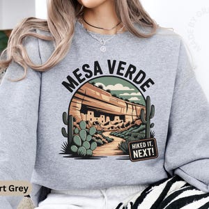 Mesa Verde National Park Vintage Sweatshirt, Colorado Desert Explorer Crewneck, Ancient Ruins Hiking Top, National Park Heritage Trail Gift