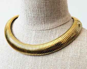 Vintage Gold Tone Choker Necklace