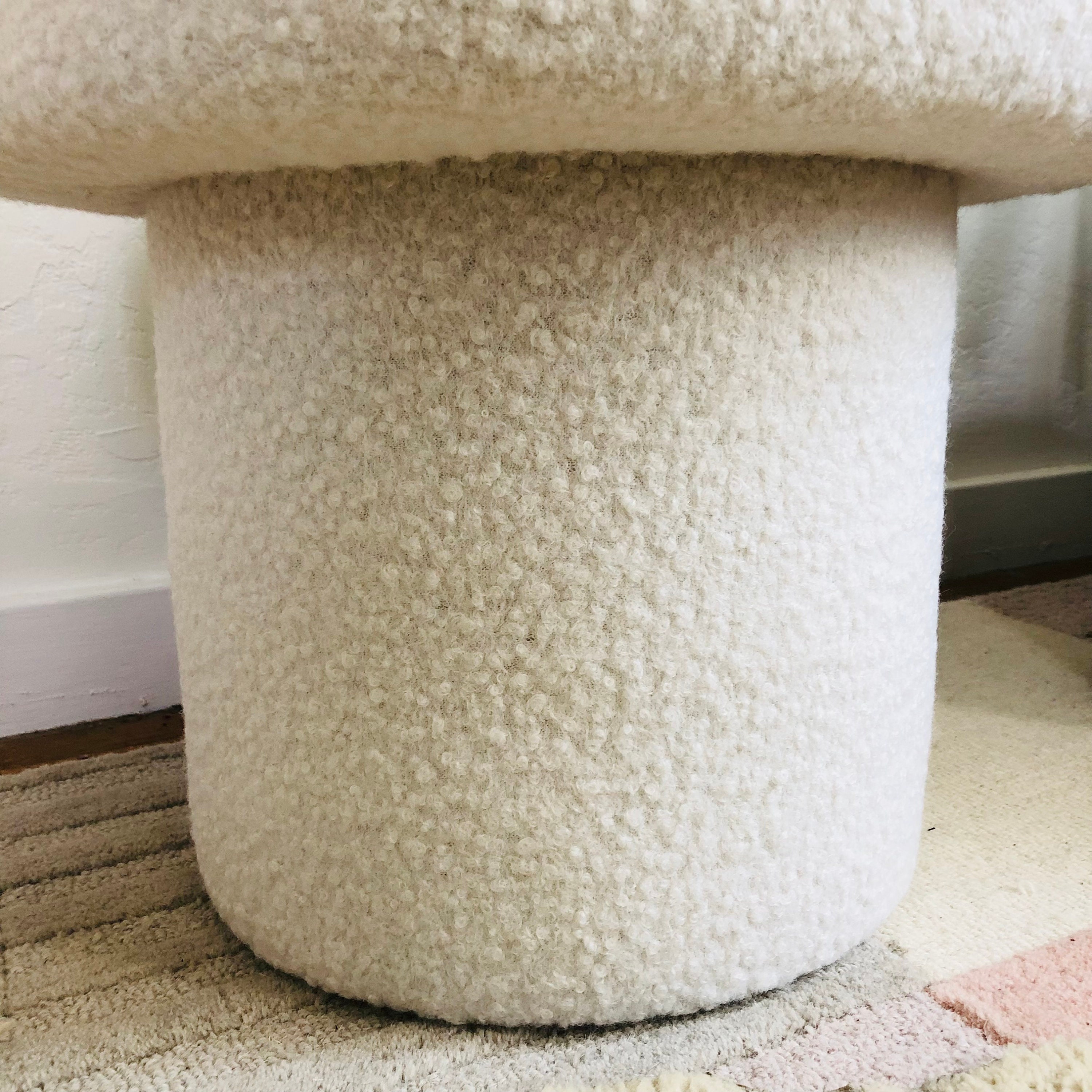 Modern White Boucle Mushroom Ottoman Upholstered Pouf Novelty Footstool Cute Footrest