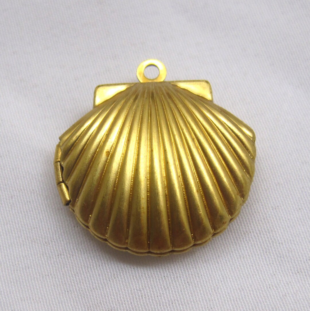 3pcs Golden Shell Locket Pendant Raw Brass Charm for Necklace Treasure ...