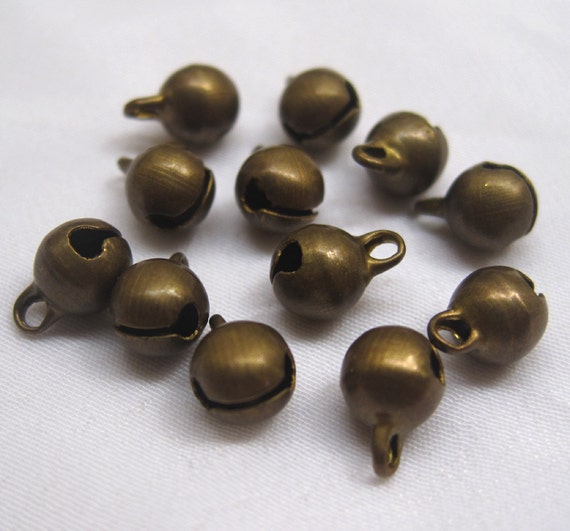 100Pcs Bronze Metal Christmas Jingle Bells Pendants Charms Craft Beads 6mm
