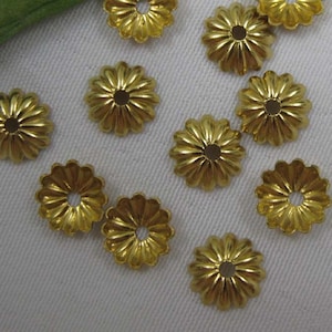 100pcs Tiny 6mm Bead Cap Raw Brass Jewelry Findings Supplies ca001