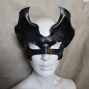 Leather cat mask in black style 1