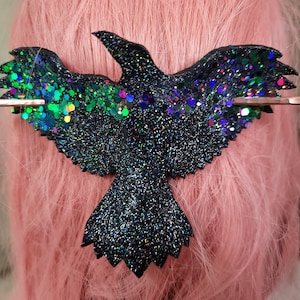 Leather raven hair stick aurora green/purple glittery feather-scales