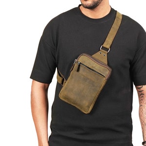Bolso bandolera de piel tipo bandolera para hombre en color marrón