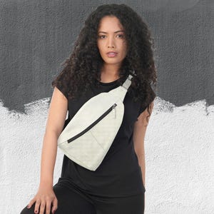 Limited Edition weiße Leder Umhängetasche - Verstellbare Crossbody Geldbörse für Damen