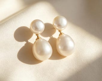 Örhängen med naturliga dubbla pärlor, örhängen med äkta pärlor, minimalistiska örhängen med sötvattenspärlor, fina brudörhängen, bröllopsörhängen