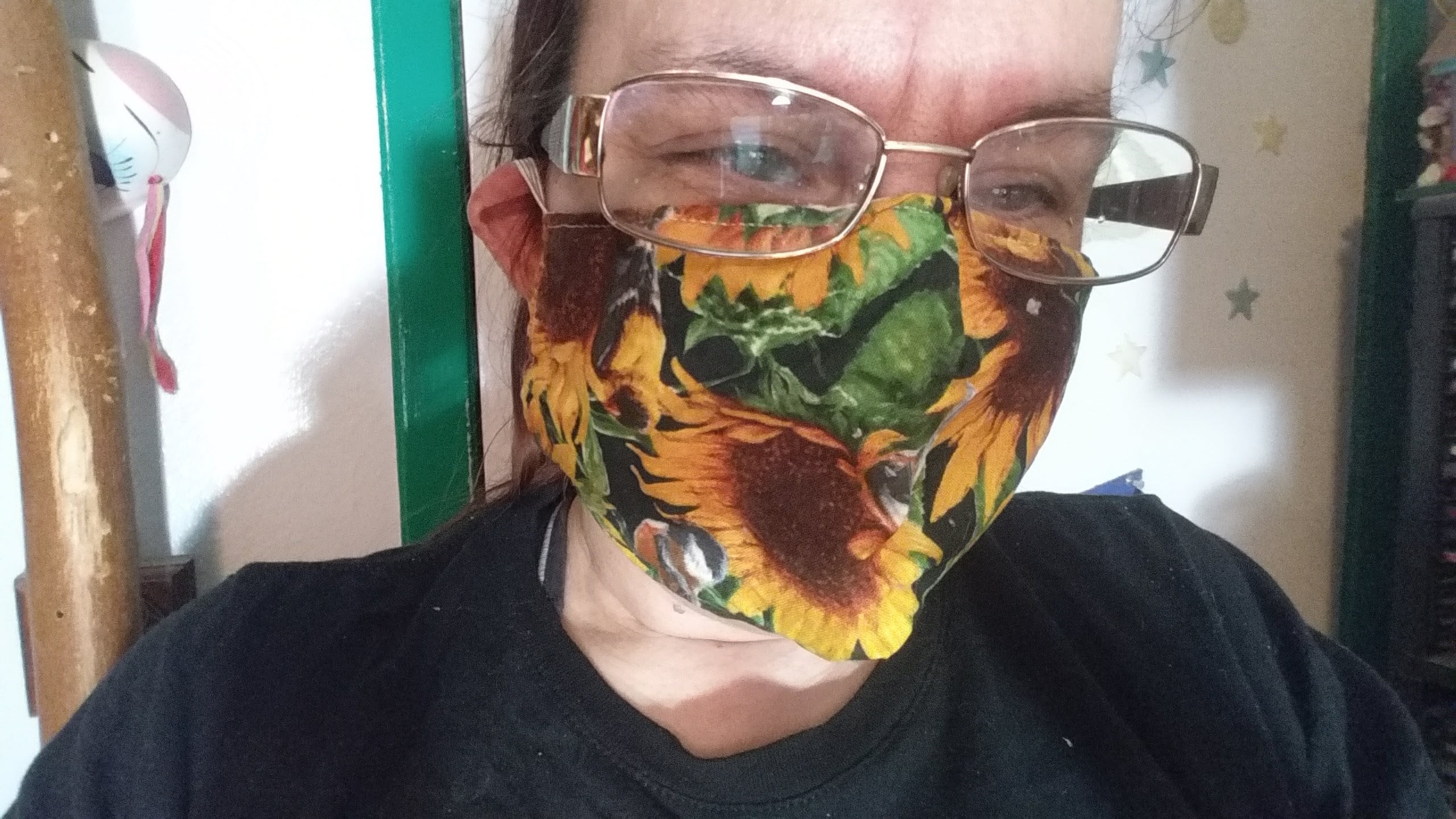 Sunflowers Face Mask with Side Opening for Filters. 5 PM 2.5 filters are included. Birds, Washable, Adults, Kids - Thumbnail 3
