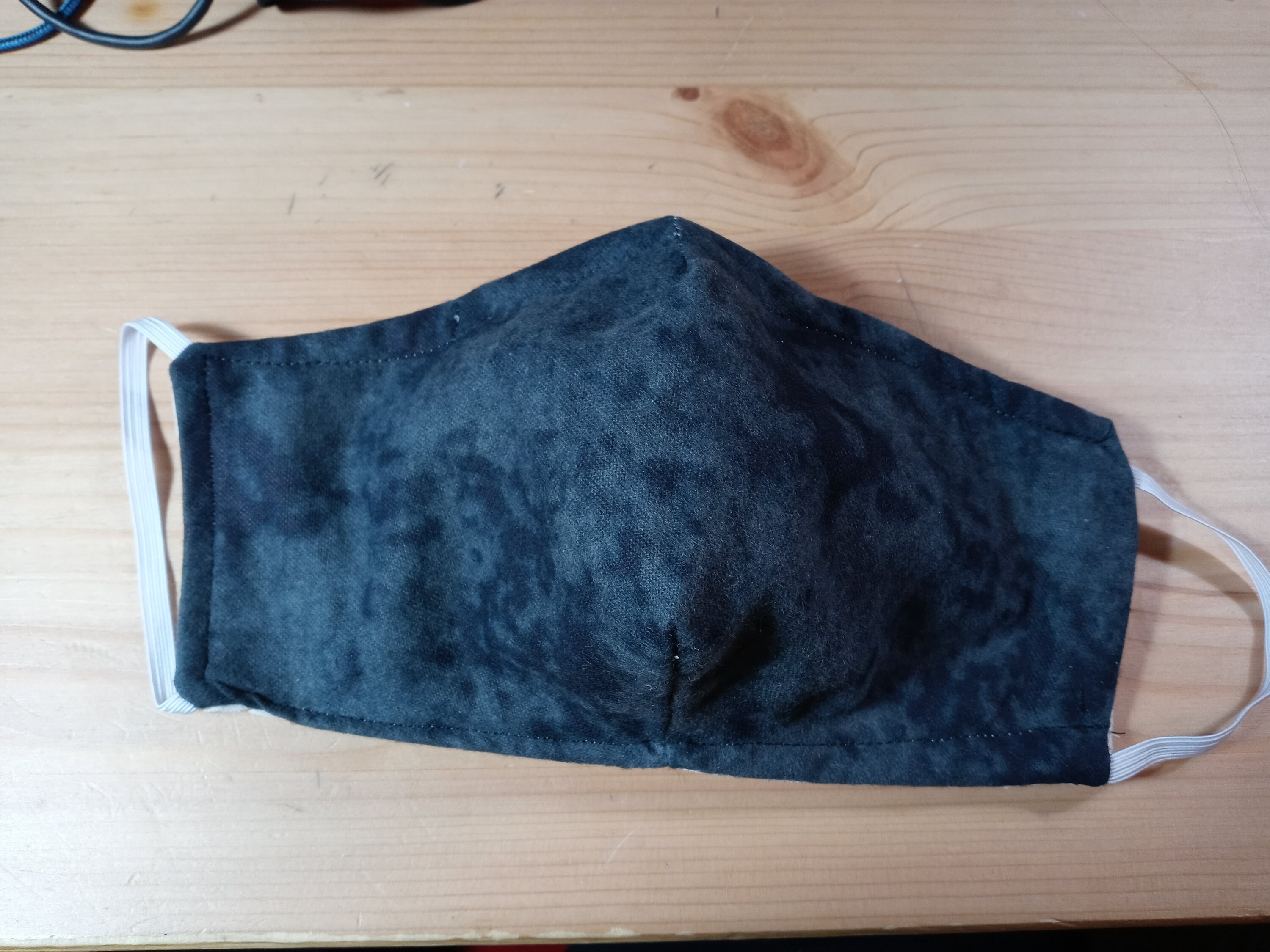 Marble Face Mask with Side Opening for Filters.  5 PM 2.5 Filters Included.  Black, Washable. - Thumbnail 2