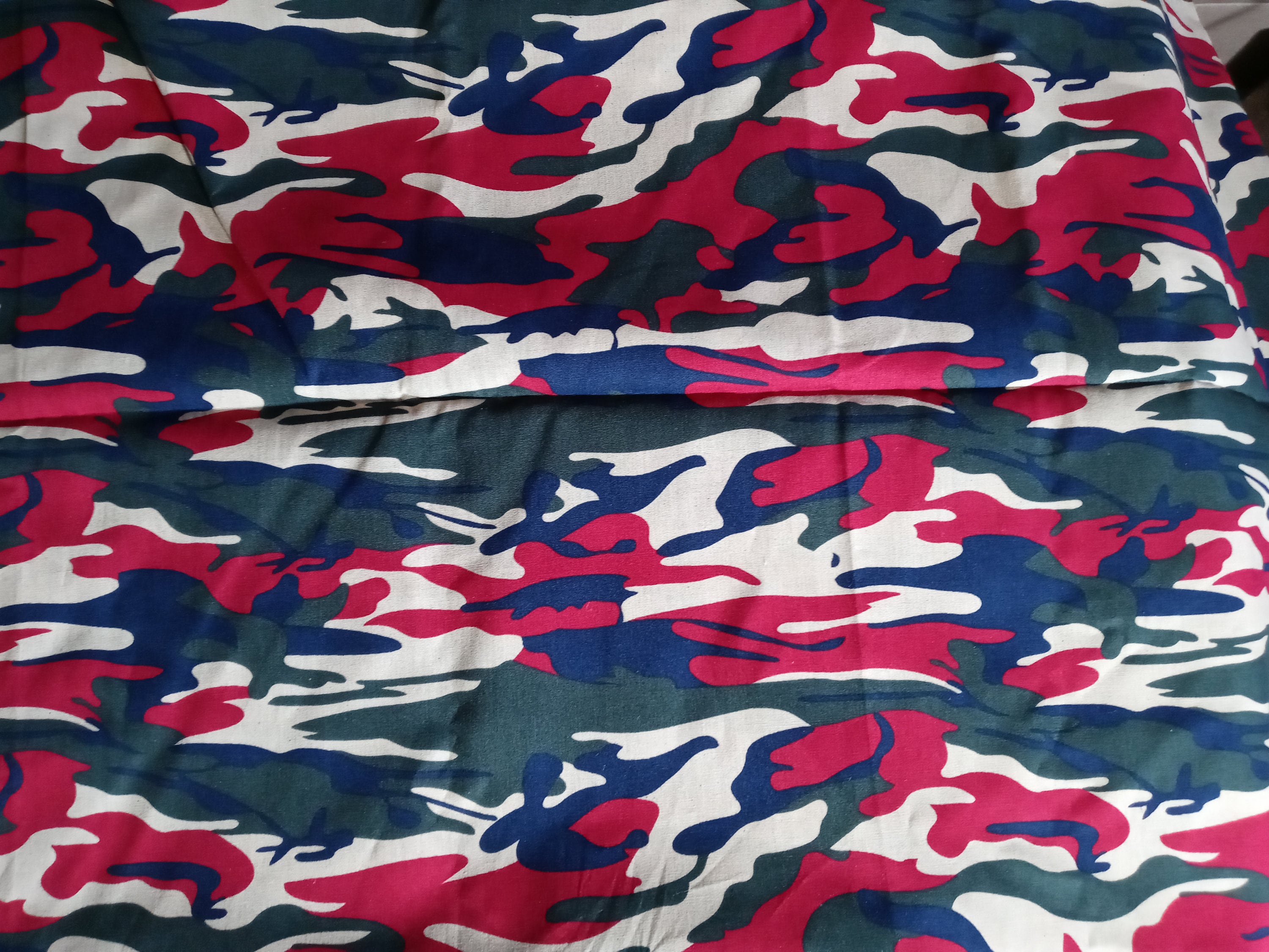 Red Camo Face Mask with side opening for filters. 5 PM 2.5 Filters are included with the mask. Washable, Red, Green, Beige, Blue - Thumbnail 5