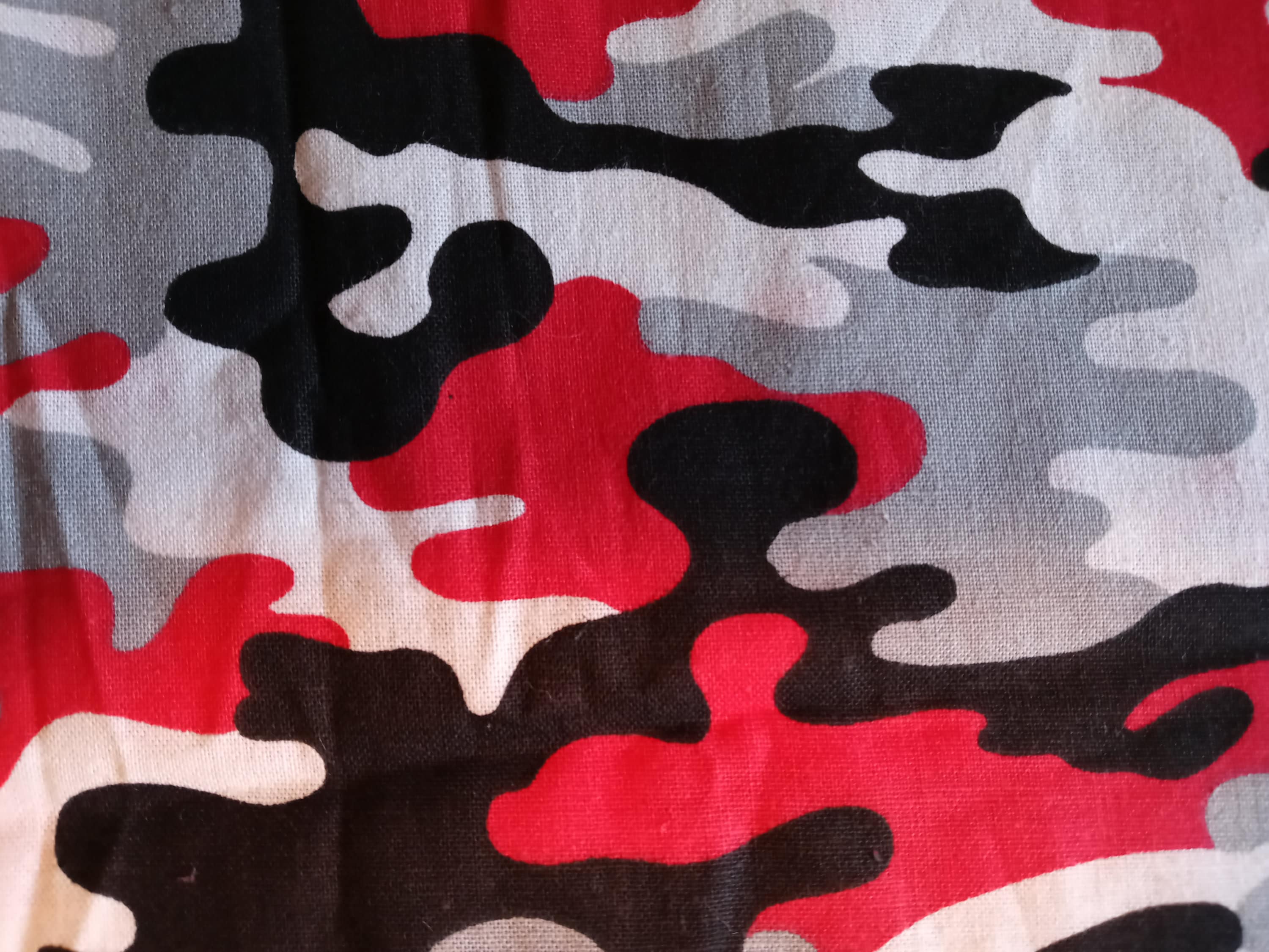 Red Camo Face Mask with side opening for filters.  5 PM 2.5 Filters are included with the mask. Washable, Red, Grey, Black - Thumbnail 6
