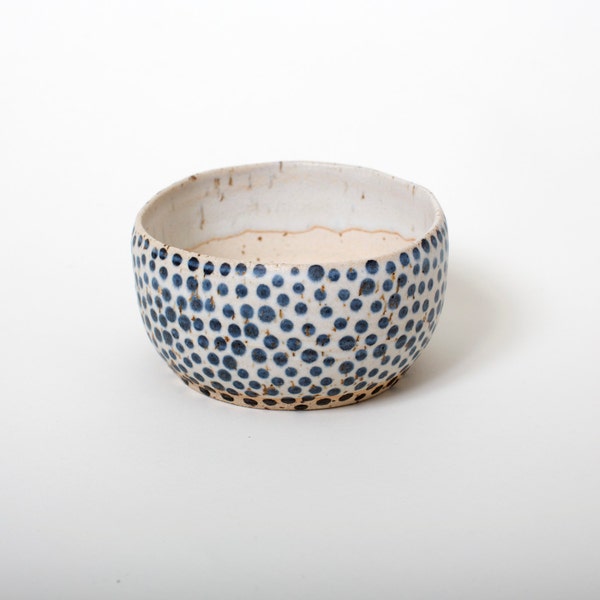 matcha green tea bowl danish unique black dots poterie polli pots handmade toky studio pottery scandinavian vessel