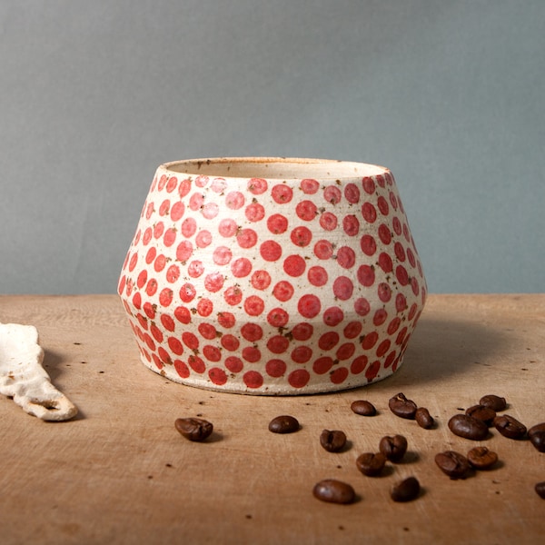 bowl danish unique vessel red dots poterie keramik candy polli pots handmade studio pottery scandinavian polka dots