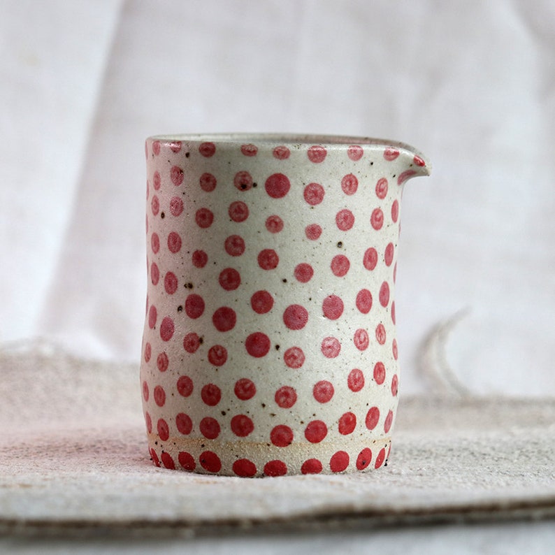 CUSTOMMADE Polka dot pitcher, Red white pitcher, Milk pitcher, Gift for her, Handmade saucer Unique small pitcher, Farmhouse gift, Tabletop imagem 1