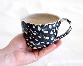 MADE TO ORDER Black white large mug, Coffee Tea Soup Ramen mug with handle, Handmade pebbles pattern pottery, Large hygge mug blue pattern