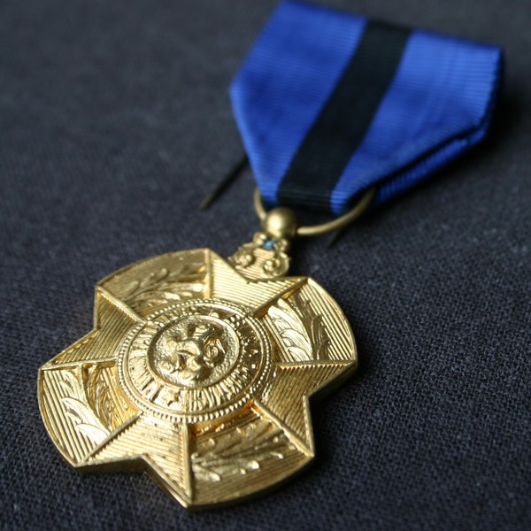 Medaille van de Orde van Leopold II. Beloning voor militaire deugden uit de Eerste Wereldoorlog. Militaria verzamelobjecten souvenir voor moed op het slagveld.