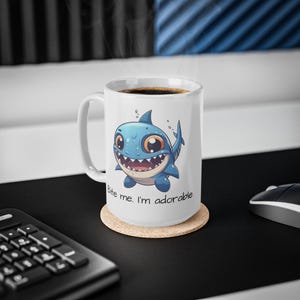 Lustige Hai-Tasse Beiß mich Im Entzückenden Becher Hai-Liebhaber-Geschenk Niedliche Hai-Kaffeetasse Lustige Ozean-Tasse Cartoon Hai-Tasse Meertier-Tasse