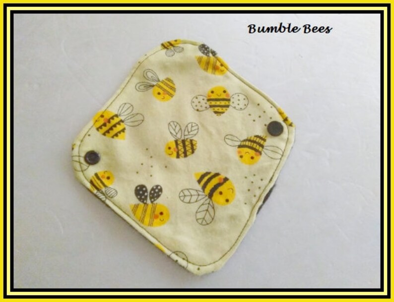 Elija su comodidad: protectores diarios de tela lavables Bumble Bees