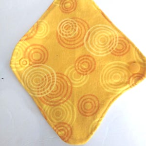 Reusable Cloth Panty Liners, 8.5&quot; Flannel Snap Pads, Washable Eco-Friendly Pads, Zero Waste, Breathable, Daily Comfort, Soft Flannel Liners