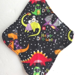 Reusable Cloth Panty Liners, 8.5&quot; Flannel Snap Pads, Washable Eco-Friendly Pads, Zero Waste, Breathable, Daily Comfort, Soft Flannel Liners