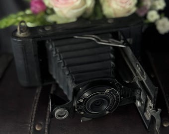 Antique Eastman Kodak Folding Camera, Early 1900s Bellows Camera with Bausch & Lomb Shutter, Vintage Photography Decor
