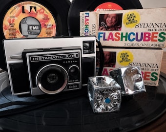 Vintage Kodak Instamatic X-35 Camera with Sylvania Blue Dot Flashcubes, 1970s Retro Photography Display