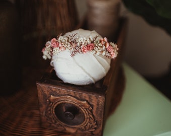 Pink and white dried floral halo