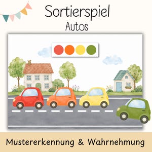 Könnte beinhalten: Ein Sortierspiel mit dem Titel Sortierspiel Autos, das eine Aquarellillustration einer Straße mit roten, orangen, gelben und grünen Autos zeigt. Über der Straße befinden sich zwei Häuser und Bäume. Eine Farblegende zeigt vier farbige Kreise.