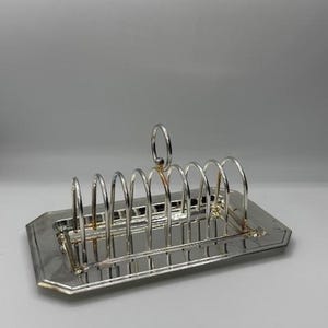 Vintage Silver Plated Toast Rack – Classic Breakfast Table Server