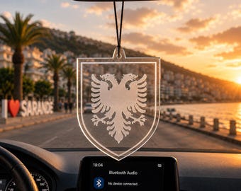 Ciondolo per auto a forma di Albania, ornamento per specchietto retrovisore con aquila albanese, ciondolo in acrilico con scudo dell'Albania, souvenir dell'Albania, decorazione da appendere in auto.