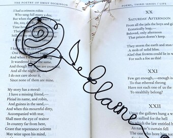 Personalisiertes Lesezeichen aus Rosendraht: Individuelles Namensgeschenk, romantisches Lesezeichen für Bücherliebhaber, Sommerlese-Accessoire, Geschenk zum Schulanfang