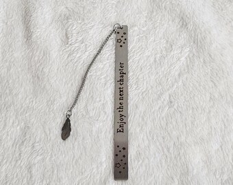 Stainless Steel "Enjoy the Next Chapter" Bookmark – Feather Charm Book Mark – Inspirational Reading Gift – Graduation Gift – 13cm