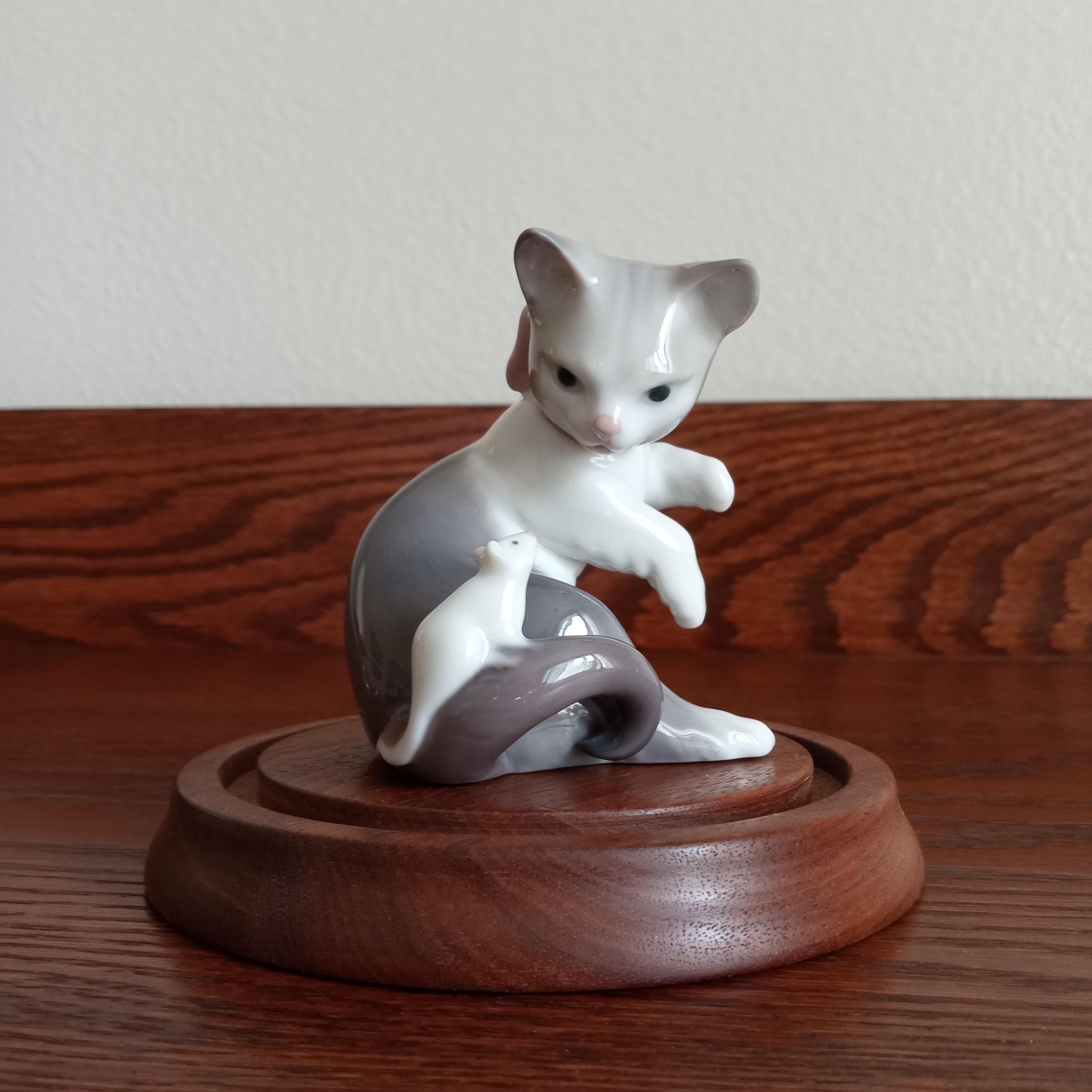 LLadro "Cat & Mouse" Porcelain Figurine, Hand Made in Spain
