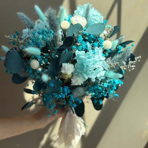Preserved Blue Flower Bouquet: Elegant Home Accent