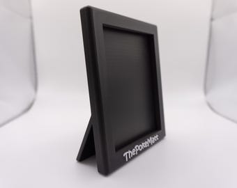 Customisable Magnetic Picture Frame Trading Card Stand