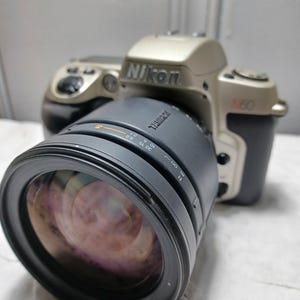 Nikon N60 Film SLR Camera Kit w/ All Purpose Tamron 28-200mm Zoom Lens