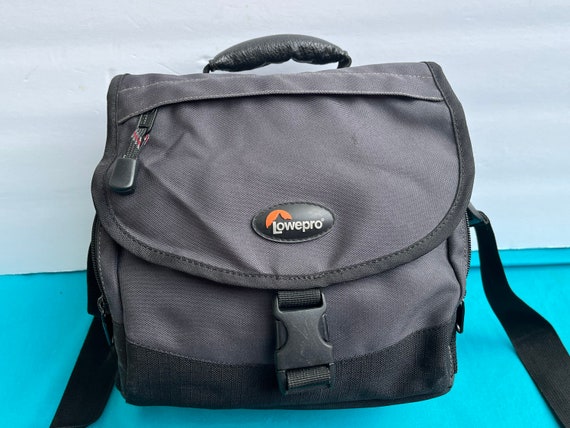 Padded Lowepro Nova 2 Camera Bag Black W/gray Accent Film or Digital - Etsy