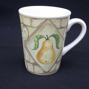 AMERICAN ATELIER San Marco Mugs-Pear and Grapes-Motif 4 1/2&quot; excellent condition