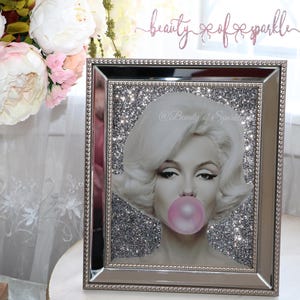 Marilyn Monroe Bubblegum pink & silver Glitter wall Art sparkly A4 picture home decor. No Frame.