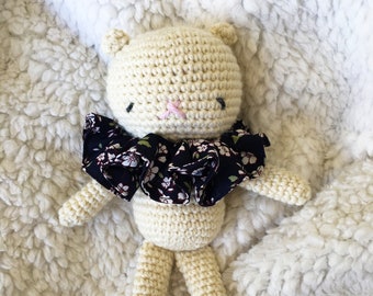 Amigurumi bear, white bear, bear stuffed toy, crochet stuffed toy, crochet softie, white bear doll, baby room, kid room, home decor