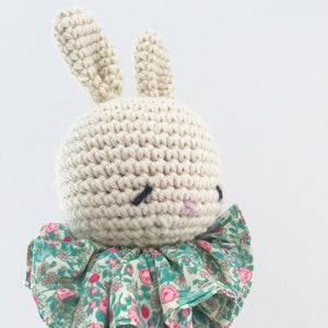 Amigurumi lapin, lapin peluche, lapin doudou, peluche crochet, doudou crochet, poupée lapin blanc, décoration chambre bébé, lapin blanc image 3