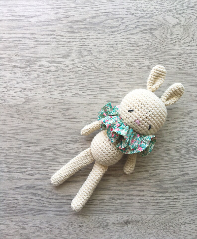 Amigurumi bunny, bunny Soft toy, bunny stuffed toy, crochet stuffed toy, crochet softie, white bunny doll, baby room, kid room, home decor imagem 8