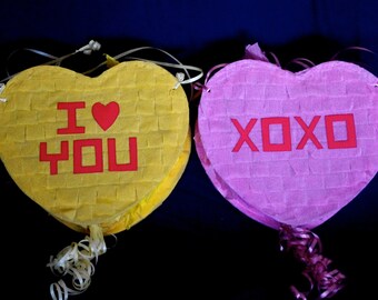 Sweethearts Pinata (Set of 2)