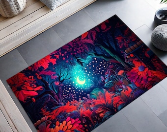 Può includere: Un tappeto colorato con uno sfondo blu scuro che presenta una luna crescente e stelle in un ambiente boschivo. Il tappeto presenta una varietà di fiori e foglie rosse, arancioni e viola.
