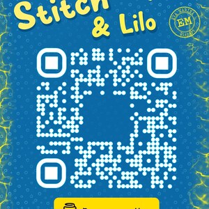 Peut inclure: Fond bleu avec les mots "Stitch & Lilo" en jaune, un code QR et un bouton jaune avec le texte "Buy me a coffee". L'image comprend &eacute;galement "Paper Doll" et un logo circulaire.