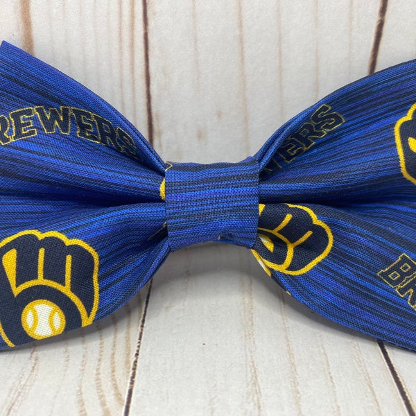 Milwaukee Brewers Dog Bow Tie, Baseball Cat Bow Tie, Wisconsin Dog Bow, Brewers Fan, Sports Dog Bowtie, Cat Accessories