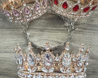 Crown add on for quince bouquets.