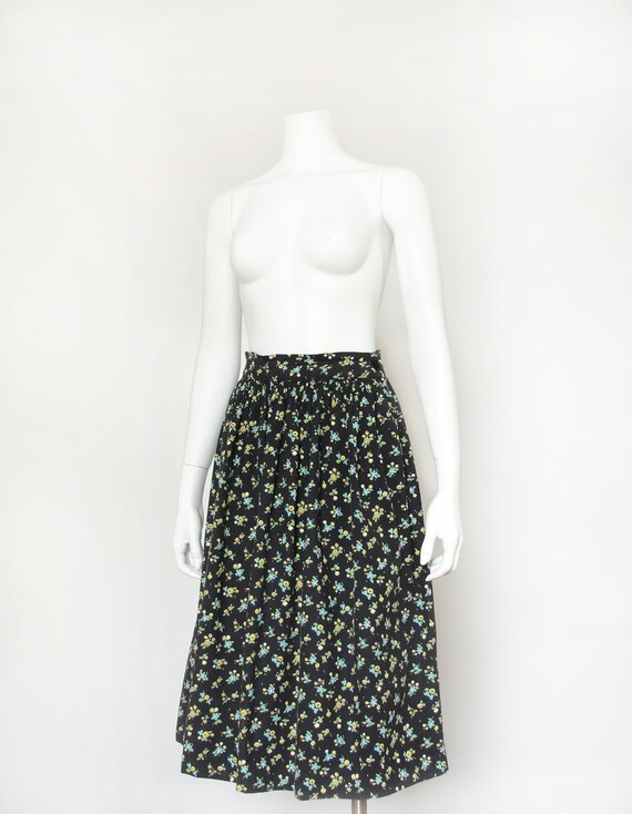 1940s Skirt | Vintage 40s Skirt | Black Floral | … - image 4
