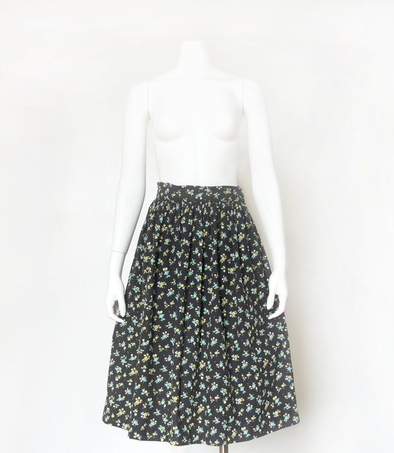 1940s Skirt | Vintage 40s Skirt | Black Floral | … - image 2