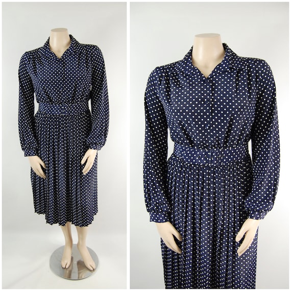 1940s Style Navy Polka Dot Shirtwaist Dress / 33”